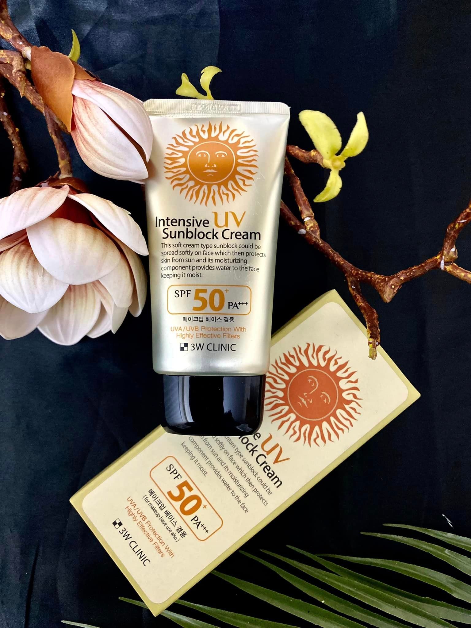 Intensive UV Sunblock Cream (SPF 50+ PA+++)